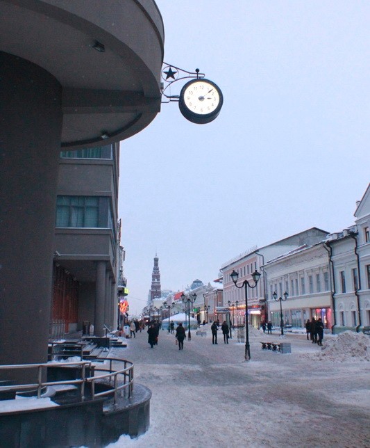 Часы уличные на Баумана в Казани